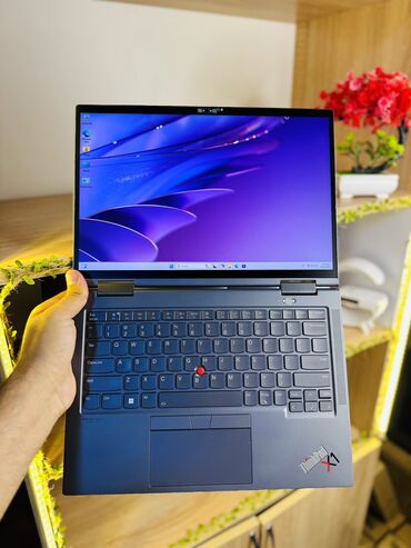 mous: Lenovo Yoga, 14 ", Intel Core i7, 1 TB