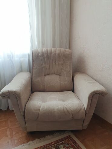 диван офис: Кресло для офиса, дом помещения (зала) в отличном состоянии,2шт