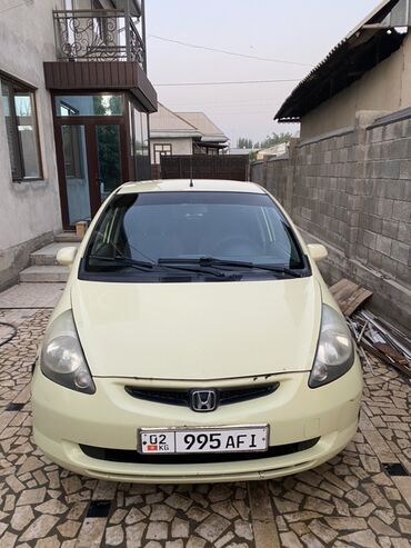 Honda: Honda Jazz: 2002 г., 1.2 л, Механика, Бензин, Хэтчбэк