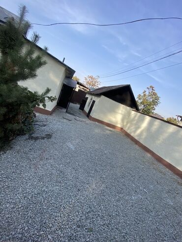 куплю дом токмоке улица ленина: Үй, 70 кв. м, 3 бөлмө, Косметикалык оңдоо