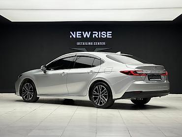 byd e6: Toyota Camry: 2026 г., 2.5 л, Гибрид, Седан — 6