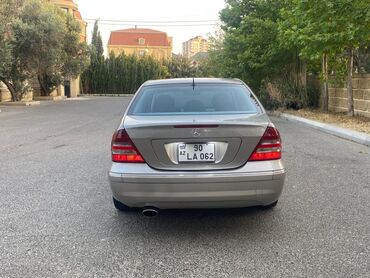 запчасти для мерседес гелендваген: Mercedes-Benz 230: 1.8 l | 2004 il Sedan