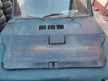Auto delovi: Tapacirung zadnjih gepek vrata Lada 21213,21214 Niva. Polovno — 1