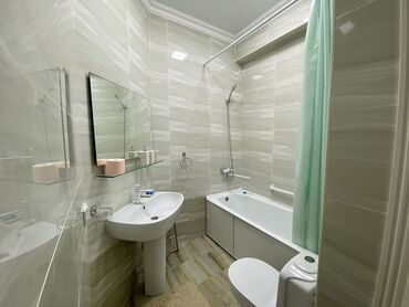 Долгосрочная аренда квартир: 3 комнаты, Риэлтор, Без подселения, С мебелью полностью — 11