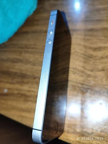 Apple iPhone: IPhone SE, Б/у, 128 ГБ, Space Gray, 99 % — 6