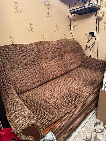 Divanlar: Açılan, altı bazalı divan. - Mexanizm: asanlıqla açılıb-yığılır — 1