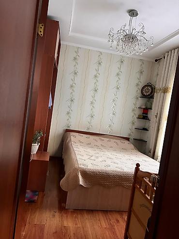 Продажа домов: Полдома, 80 м², 5 комнат, Собственник — 8