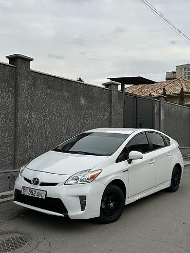 Toyota: Toyota Prius: 2013 г., 1.8 л, Вариатор, Гибрид, Хэтчбэк — 1