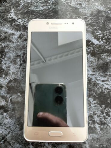 3 sim kartlı telefon: Samsung Galaxy J2 2016, 8 GB, Sensor, Simsiz şarj, İki sim kartlı