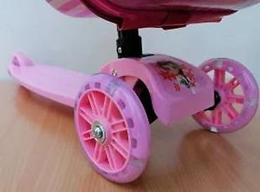 Trotineti, skejtbordovi i hoverbordovi: Dečiji trotinet sa integrisanim koferom u roze boji, idealan za — 23