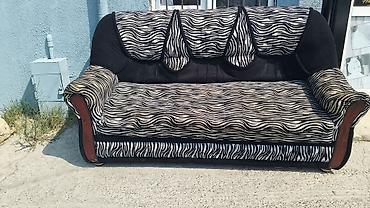 Divanlar: Zebra naxışlı 3 nəfərlik divan - Üslub: Qara-ağ zebra printi olan — 1