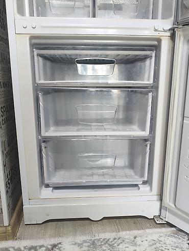 netta u pro: Холодильник Indesit с нижней морозильной камерой - Тип: двухкамерный — 6