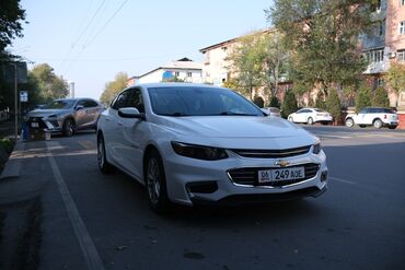 машина легковая: Chevrolet Malibu: 2018 г., 1.5 л, Автомат, Бензин, Седан