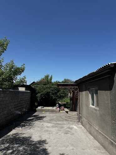 продаю дом учхоз: Дом, 64 м², 4 комнаты, Собственник, Косметический ремонт