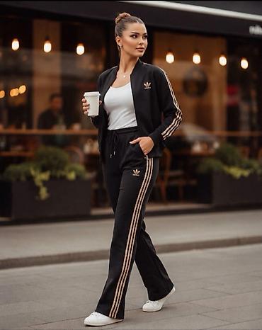 springfild jakne: Materija pamuk
S, M, L, XL
Zvonaste nogavice
3000 din — 5