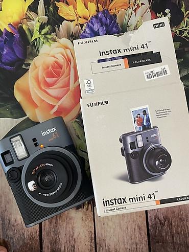Фотоаппараты: Fujifilm instax Tep tezedir 2 gün islenmiyib ustundə təkcə lenti — 1