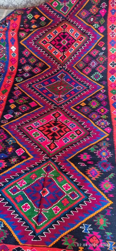 qədim kilim: Qədim xalça, 1870 il, Azərbaycan, Vəziyyəti: Əla