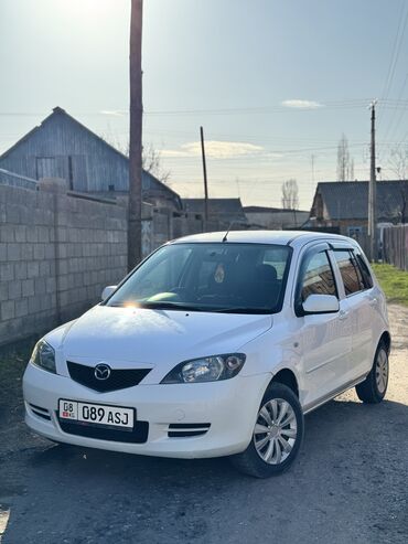 Mazda: Mazda Demio: 2005 г., 1.3 л, Автомат, Бензин, Седан