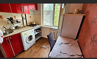 2 8: 2 комнаты, 45 м², ул. Ахунбаева / Малдыбаева 104 серия, 2 этаж, Косметический ремонт — 5
