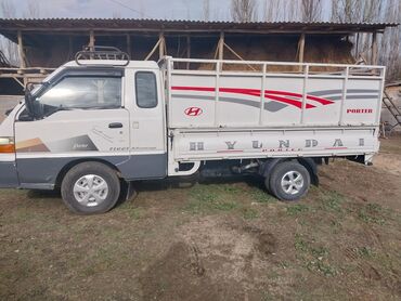 Hyundai: Hyundai Porter: 2003 г., 2.5 л, Механика, Бензин, Универсал