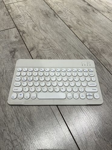 Клавиатуры: Bluetooth клавиатура Очень легкая и тонкая Для PC Android iOS macOS