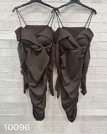 broj 36: Elegantna čokoladno-braon haljina sa prozirnim rukavima Haljina 2.500 — 3