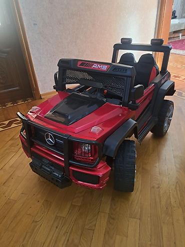 b class makasin: Uşaqlar üçün akkumulyatorlu elektrik avtomobili. Model off-road/Jeep — 1