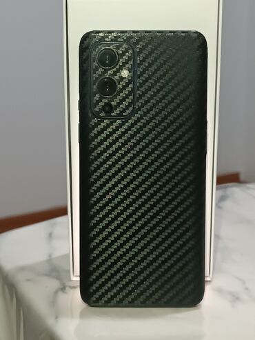 большой телефон: OnePlus 9, Б/у, 256 ГБ, цвет - Черный, 2 SIM