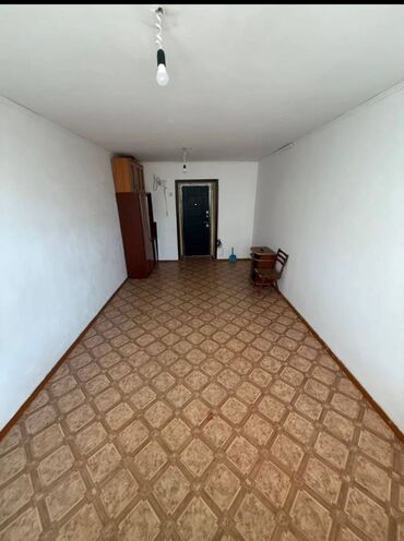 Продажа квартир: 1 комната, 18 м², Общежитие и гостиничного типа, 3 этаж, Косметический ремонт