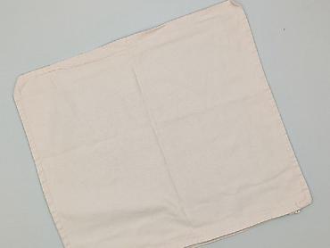 material: Beżowa poszewka na poduszkę dekoracyjną z zamkiem - Klasyczna, gładka — 1
