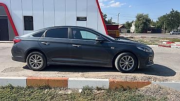 Hyundai: Hyundai Sonata: 2018 г., 2 л, Автомат, Газ, Седан — 1