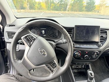 Hyundai: Hyundai Accent: 1.6 l | 2022 il Sedan — 5