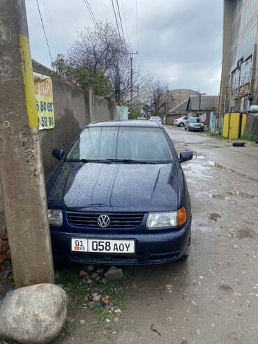 Volkswagen Polo: 1998 г., 1.4 л, Механика, Бензин, Хэтчбэк