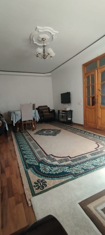 Bakı, Maştağa qəs., 4 otaqlı, Köhnə tikili, m. Koroğlu, 85 kv. m