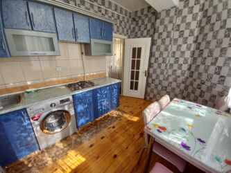 Uzunmüddətli kirayə mənzillər: Yeni yasamalda Vital klinikasının yanında 2 otaqlı tam — 3