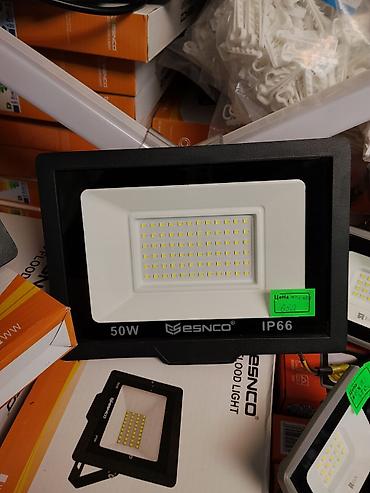 smart led: Светодиодный прожектор ESNCO 50W, степень защиты IP66. - Мощность: 50 — 1