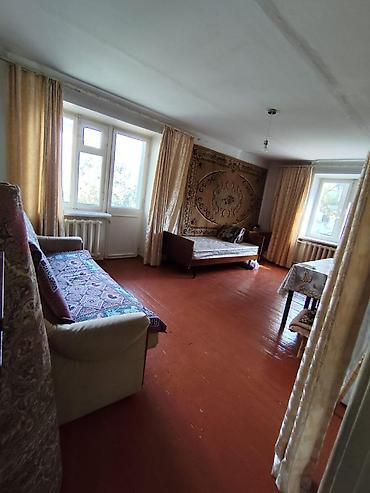 Продажа квартир: 1 комната, 32 м², 8 мкр Индивидуалка, 3 этаж — 4