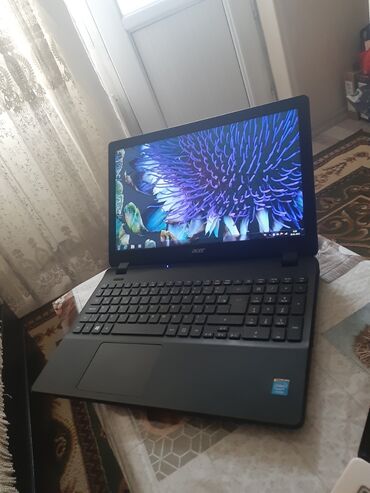 acer swift: Intel Celeron, 4 GB, 15.6 "