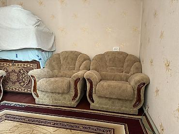 sofa: Прямой диван, Б/у — 2