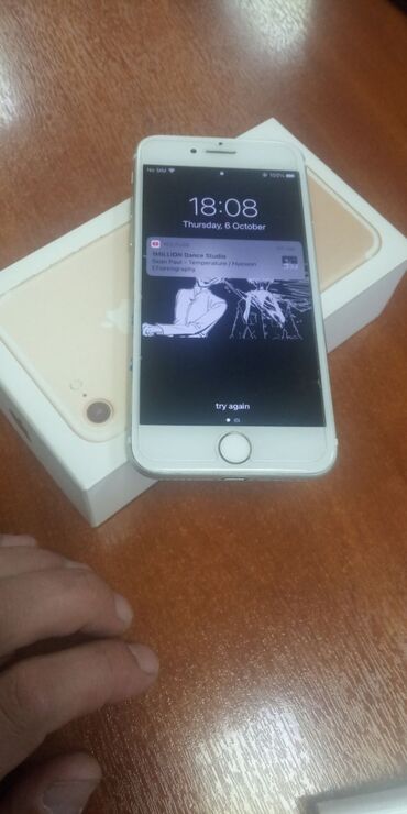 Apple iPhone: IPhone 7, 32 ГБ, Золотой, Защитное стекло, Чехол, Коробка