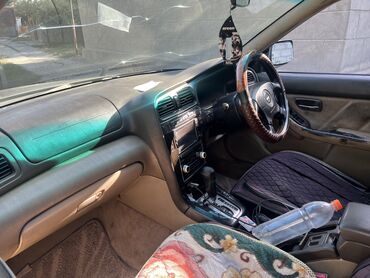 домкрат воздушный: Subaru Legacy: 2001 г., 3 л, Автомат, Бензин