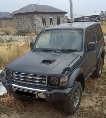 домкрат воздушный: Мини-тракторы Mitsubishi Pajero: 1994 г., 2.8 л, Автомат, Дизель, Внедорожник