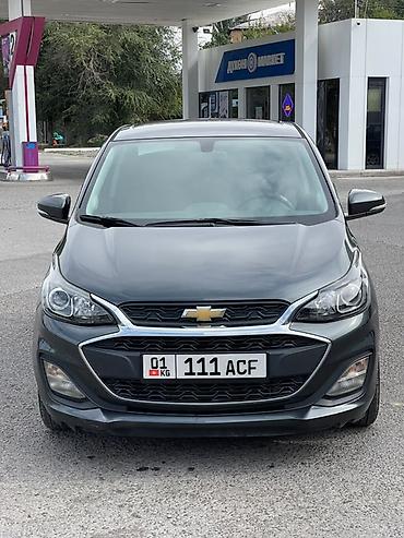 Chevrolet Spark: 2019 г., 1 л, Автомат, Бензин, Хэтчбэк
