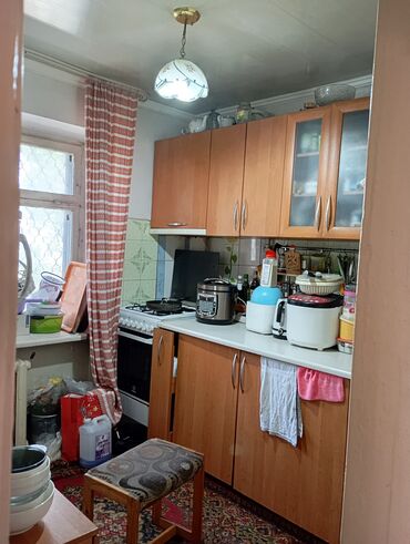 продается 2 комнатная квартира рядом ул ахунбаева: 2 комнаты, 45 м², Хрущевка, 2 этаж, Старый ремонт