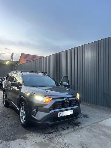 Toyota: Toyota RAV4: 2019 г., 2.5 л, Типтроник, Бензин, Кроссовер — 2