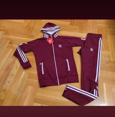 Gornji i donji deo: Zenske trenerke S,M,L,XL,XXL,3XL velicine za samo 3600 din
pb — 3