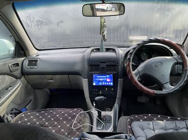 Toyota: Toyota Caldina: 1998 г., 2 л, Автомат, Бензин, Универсал — 9