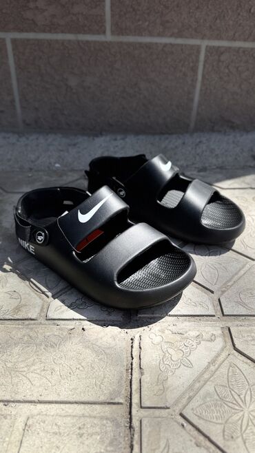 обувь zara: Мужские сандалии, 44, Nike, Новый, цвет - Черный, Самовывоз, Платная доставка
