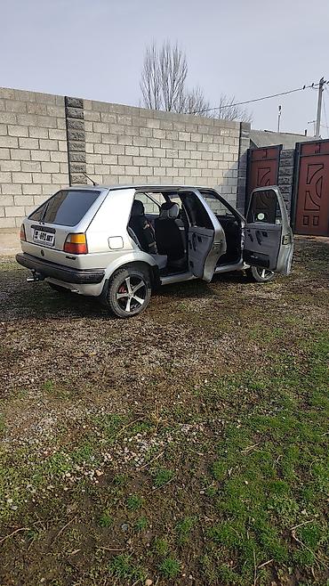 Volkswagen: Volkswagen Golf: 1988 г., 1.8 л, Ручные, Бензин, Седан — 7