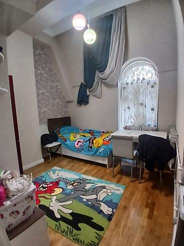 kredit evlər: 4 otaqlı, Yeni tikili, 108 kv. m — 2